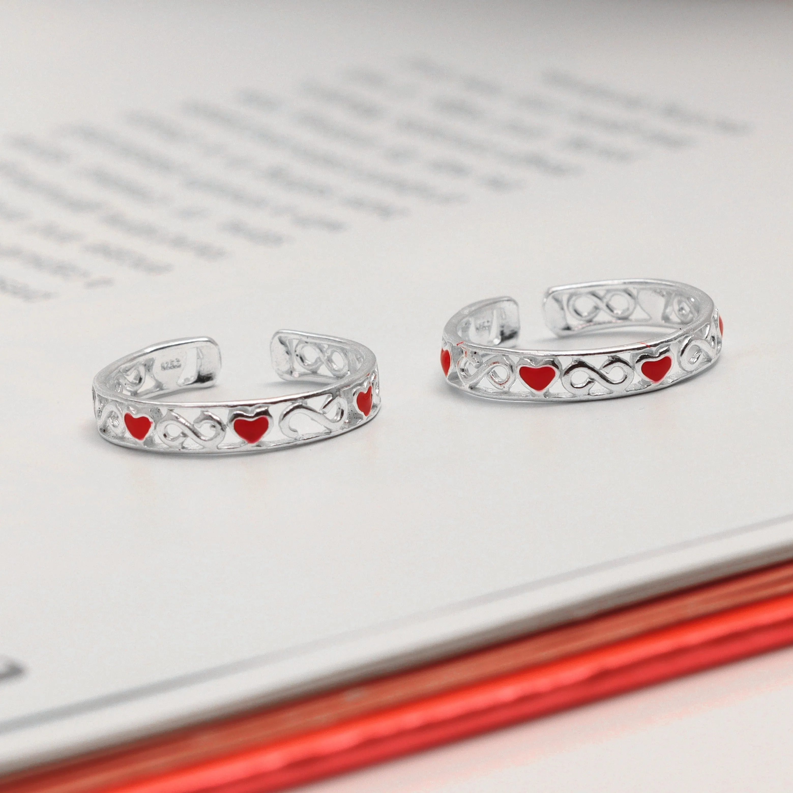 925 Sterling Silver Lovely Enamel Heart Design Adjustable Toe Ring for Women