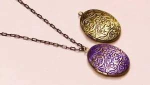 How to Embellish a Metal Locket with Vintaj Patina